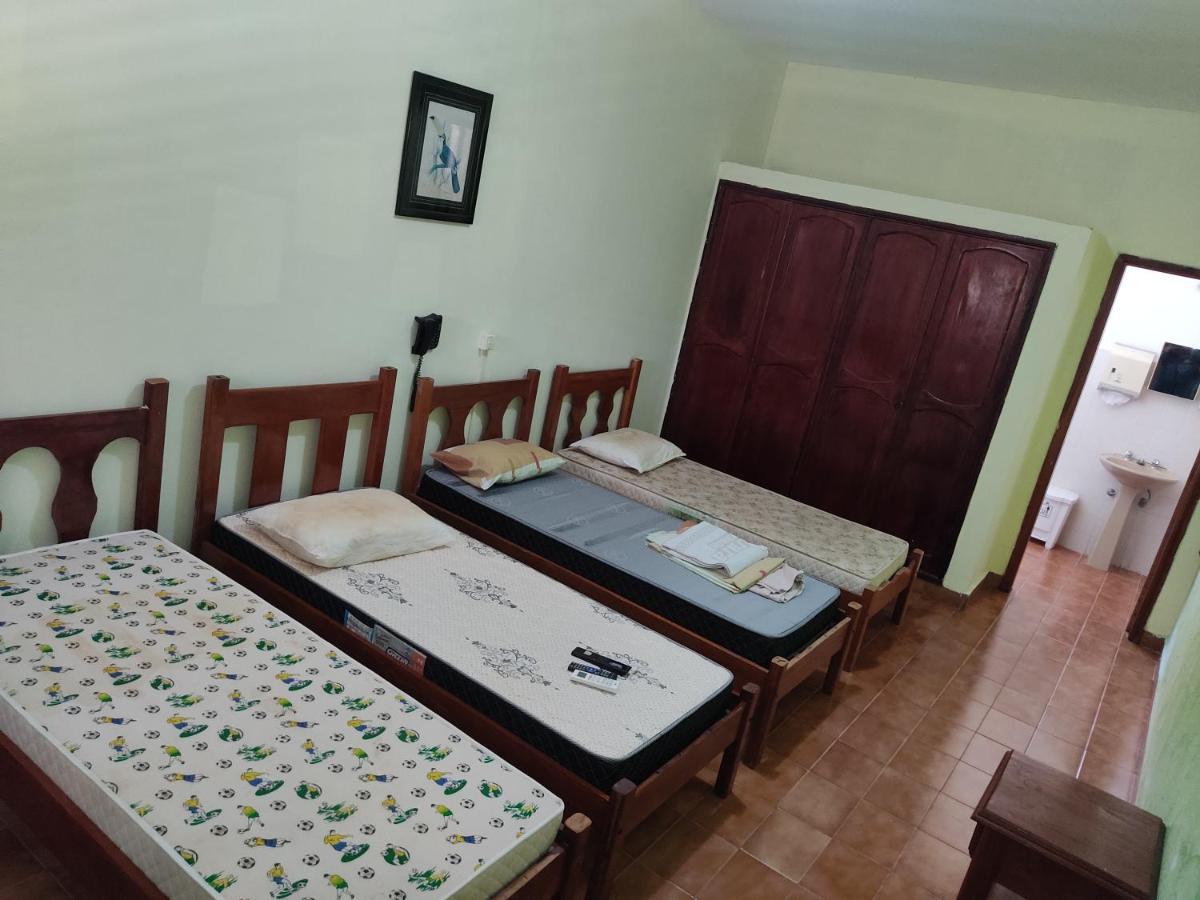 Hotel Pesqueiro Anzol De Ouro Ladario Bagian luar foto