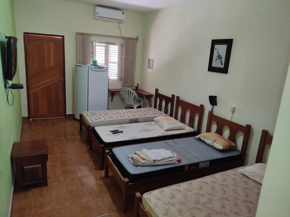 Hotel Pesqueiro Anzol De Ouro Ladario Bagian luar foto