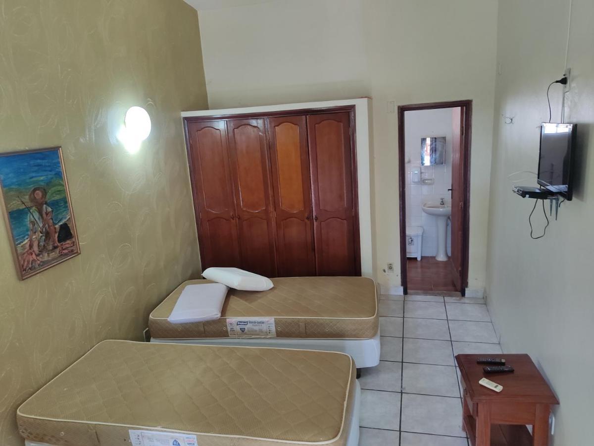 Hotel Pesqueiro Anzol De Ouro Ladario Bagian luar foto