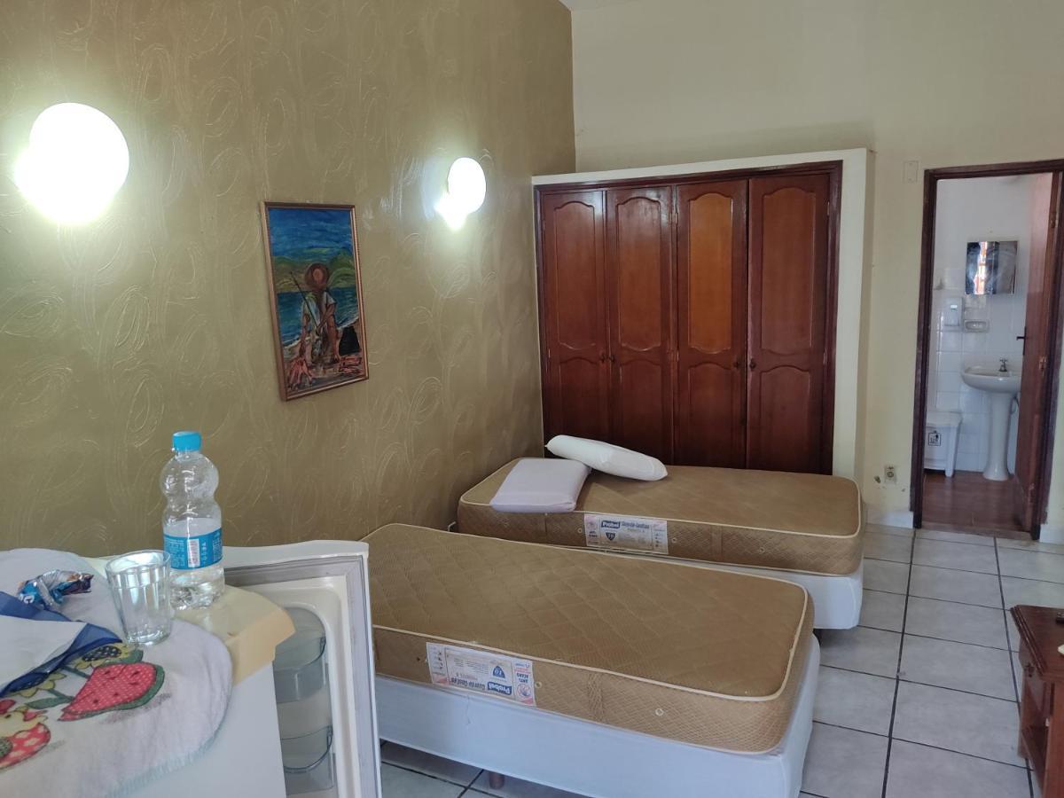 Hotel Pesqueiro Anzol De Ouro Ladario Bagian luar foto